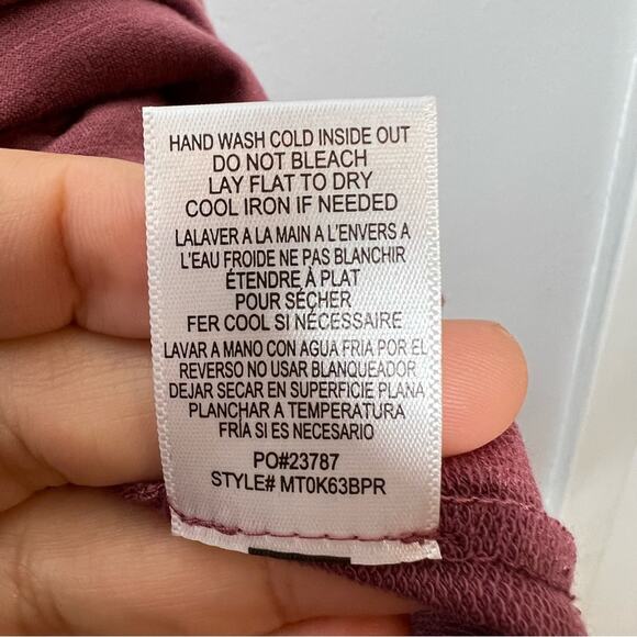 New Bobeau Brick Red Star Print 3/4 Sleeve Lightweight Tunic Sweatshirt size S - Picture 4 of 5